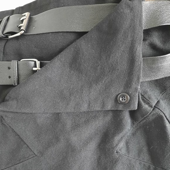 High waisted Lovisa Burfitt mini-skirt with belts - Picture 3 of 5